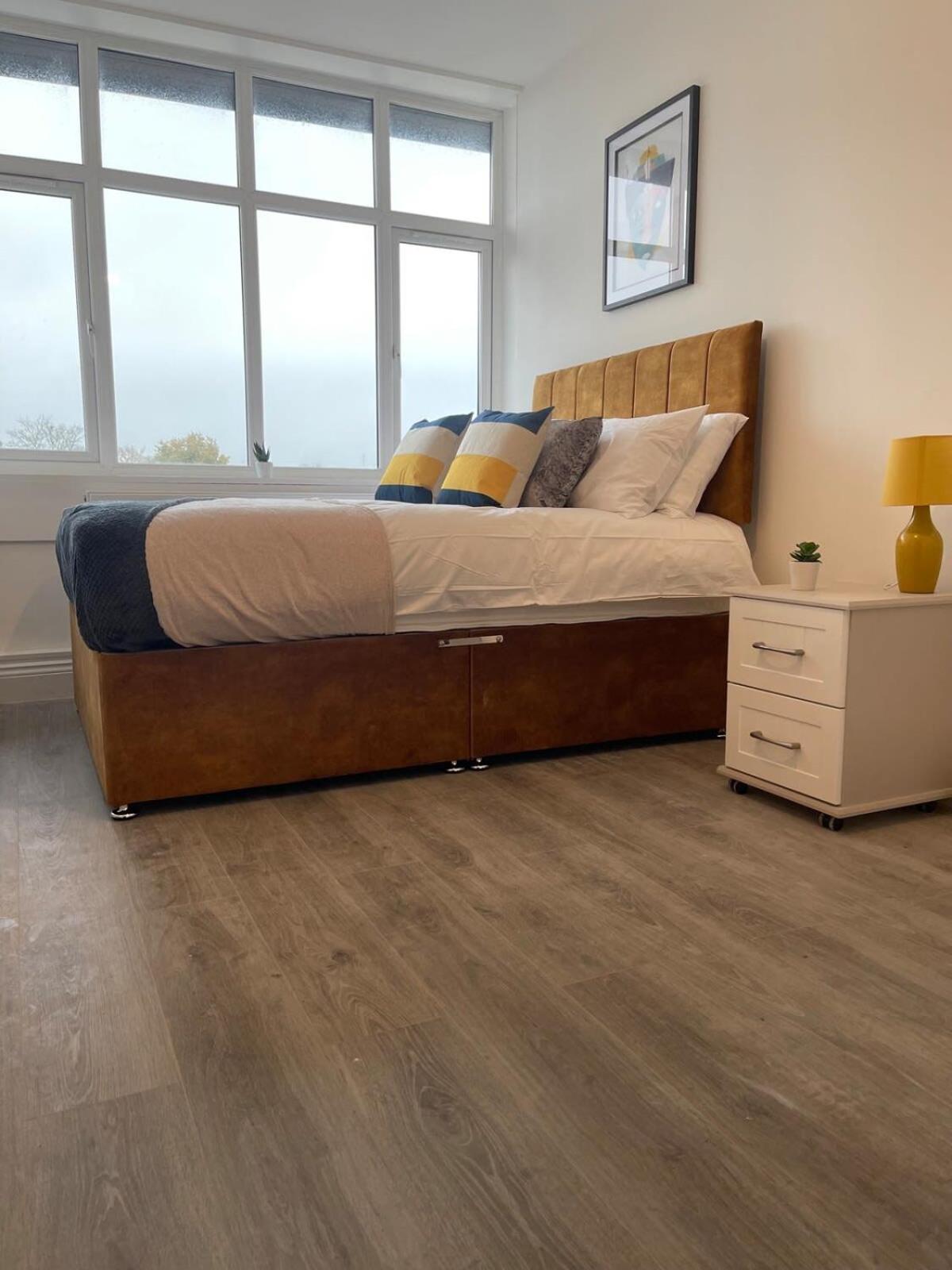 1 Bedroom Apartment - Flitwick - Contractor Friendly - Tourist Ready - Full Kitchen - Wifi - Smart Tv - Sofa Bed - Free Parking - Ideal For Short Or Long Stays Esterno foto