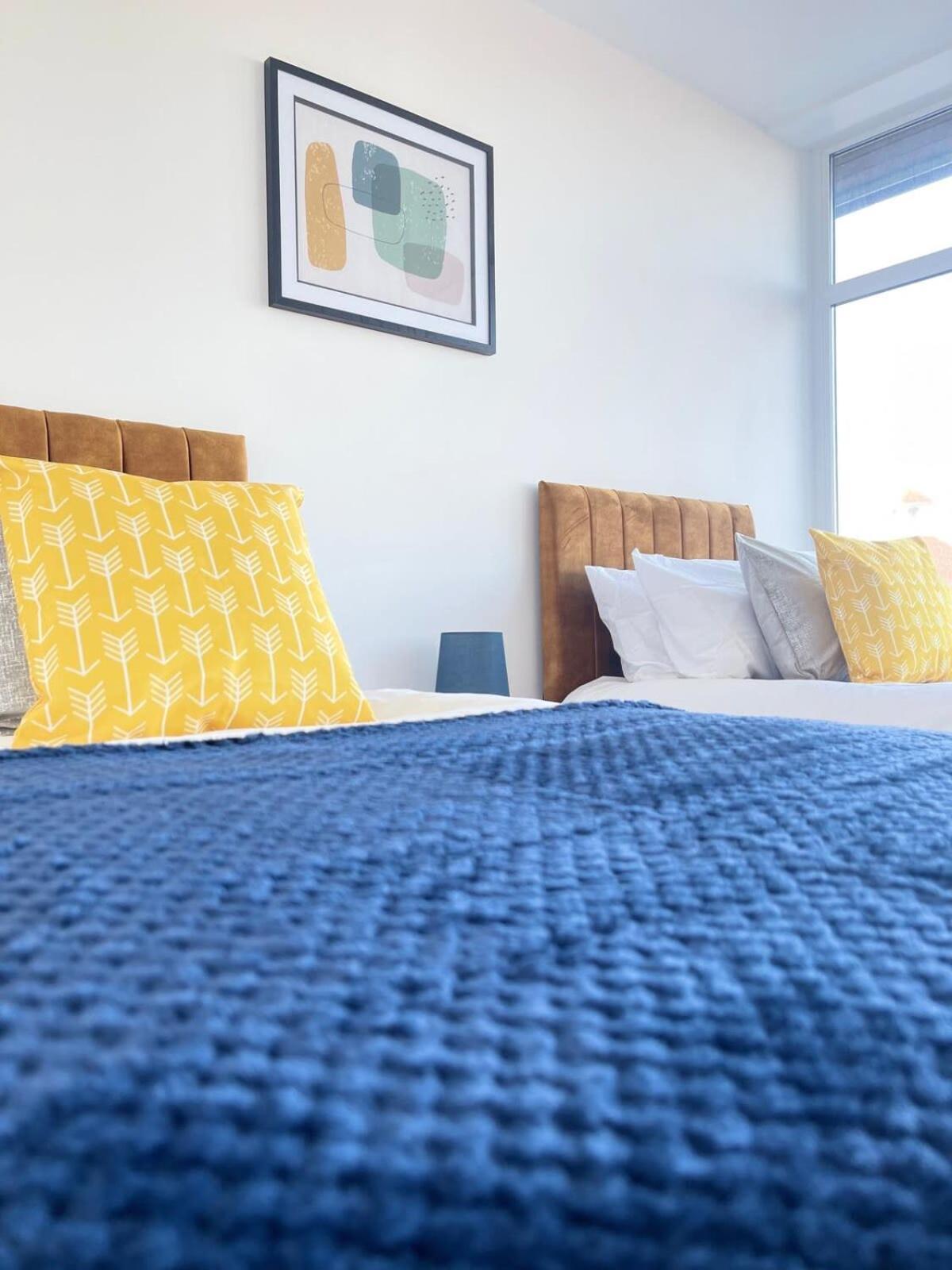 1 Bedroom Apartment - Flitwick - Contractor Friendly - Tourist Ready - Full Kitchen - Wifi - Smart Tv - Sofa Bed - Free Parking - Ideal For Short Or Long Stays Esterno foto